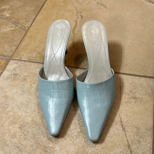 BCBGirls blue kitten heel mule - size 5.5